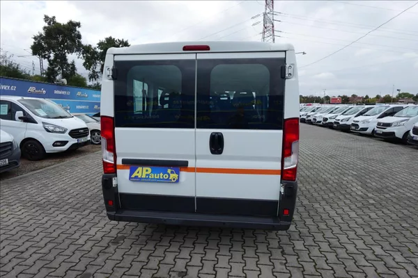 Peugeot Boxer 2,0 HDi L1H1 9MÍST BUS KLIMA - foto 10