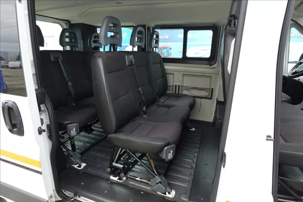 Peugeot Boxer 2,0 HDi L1H1 9MÍST BUS KLIMA - foto 18