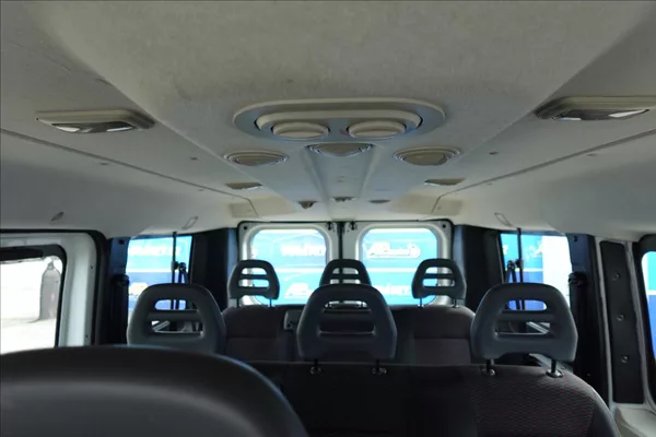 Peugeot Boxer 2,0 HDi L1H1 9MÍST BUS KLIMA - foto 32