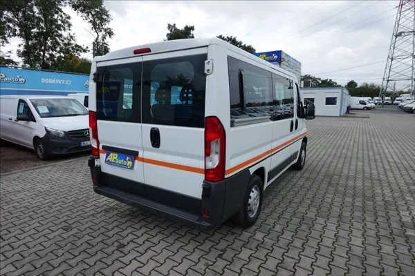 Peugeot Boxer 2,0 HDi L1H1 9MÍST BUS KLIMA - foto 9