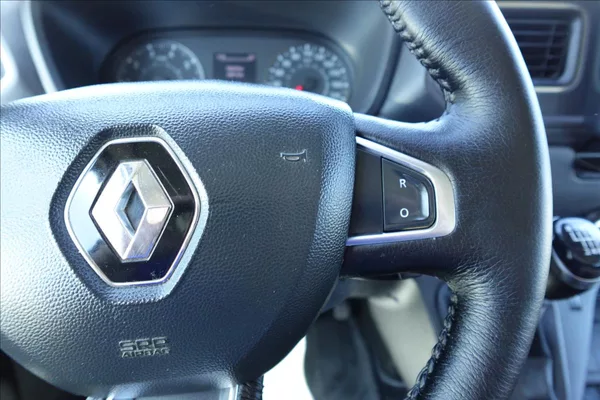 Renault Master 2,3 DCI L2H2 7MÍST KLIMA - foto 27