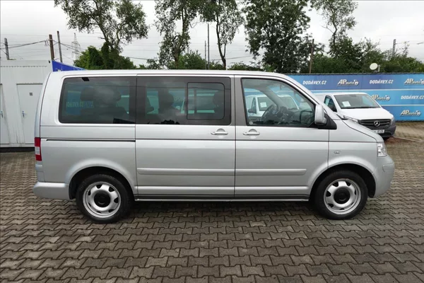 Volkswagen Multivan 2,5 TDi 7 MÍST AUTO KLIMA - foto 6