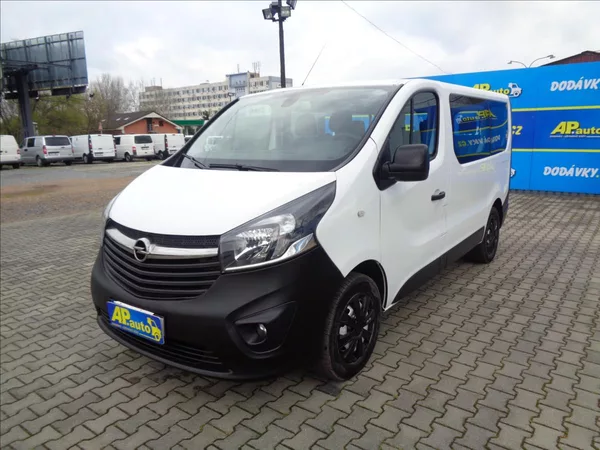 Opel Vivaro 1,6 CDI L1H1 9 MÍST BUS KLIMA