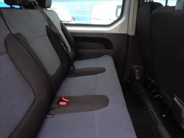 Opel Vivaro 1,6 CDI L1H1 9 MÍST BUS KLIMA - foto 18