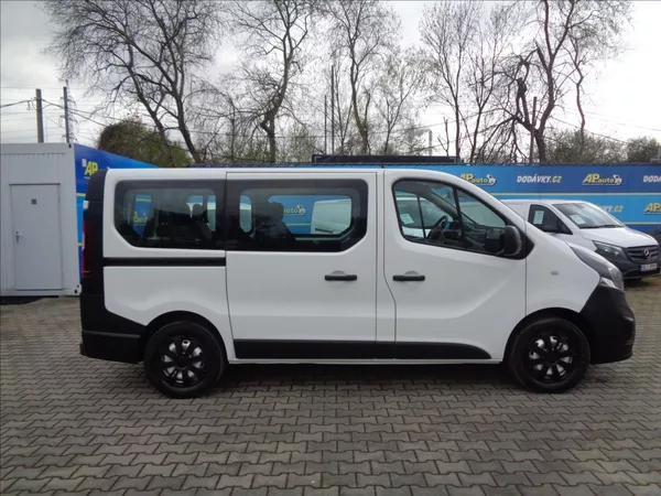 Opel Vivaro 1,6 CDI L1H1 9 MÍST BUS KLIMA - foto 8