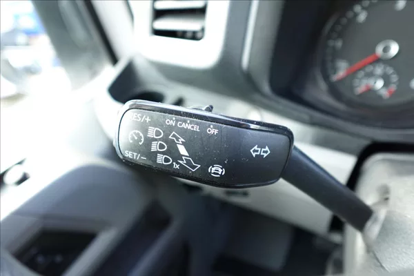 Volkswagen Crafter 2,0 TDI MAXI KLIMA SERVISKA - foto 19