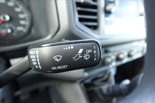 Volkswagen Crafter 2,0 TDI MAXI KLIMA SERVISKA - foto 20