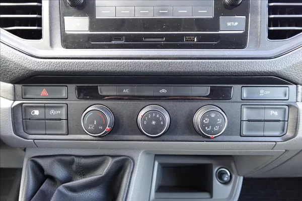 Volkswagen Crafter 2,0 TDI MAXI KLIMA SERVISKA - foto 22