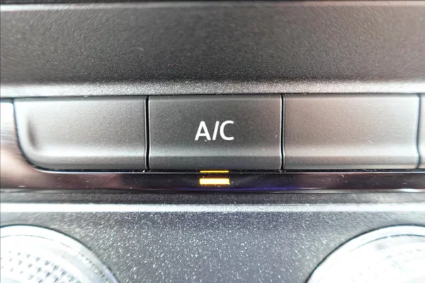 Volkswagen Crafter 2,0 TDI VW L2H2 KLIMA - foto 30