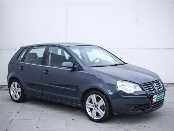 Volkswagen Polo 1,4 TDi Aut.klima, Alu - foto 5