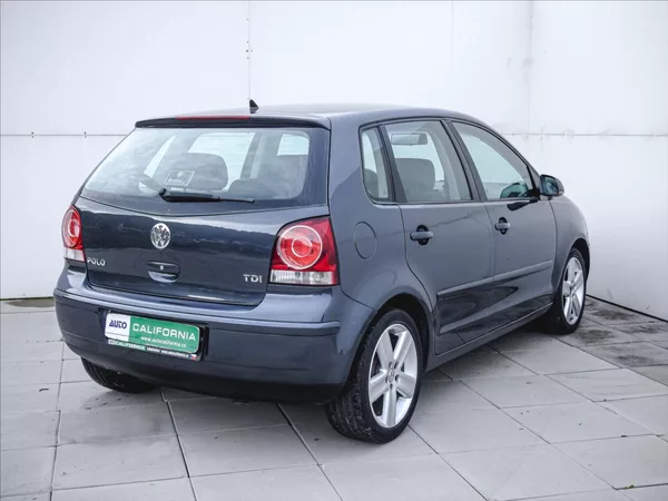 Volkswagen Polo 1,4 TDi Aut.klima, Alu - foto 7
