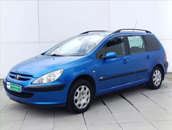 Peugeot 307 1,6 i Aut.klima Tažné zařízení