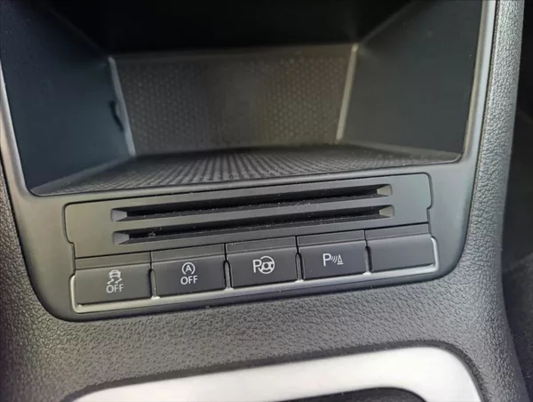 Volkswagen Tiguan 1,4 TSi DSG Tempomat Tažné - foto 19