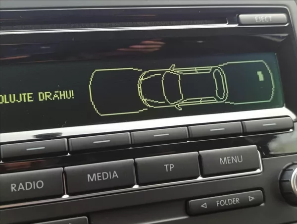 Volkswagen Tiguan 1,4 TSi DSG Tempomat Tažné - foto 31