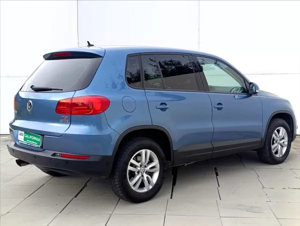 Volkswagen Tiguan 1,4 TSi DSG Tempomat Tažné - foto 6