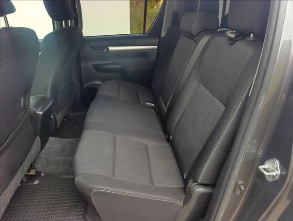Toyota Hilux 2,4 D-4D Kamera Tažné 1maj. ČR - foto 32