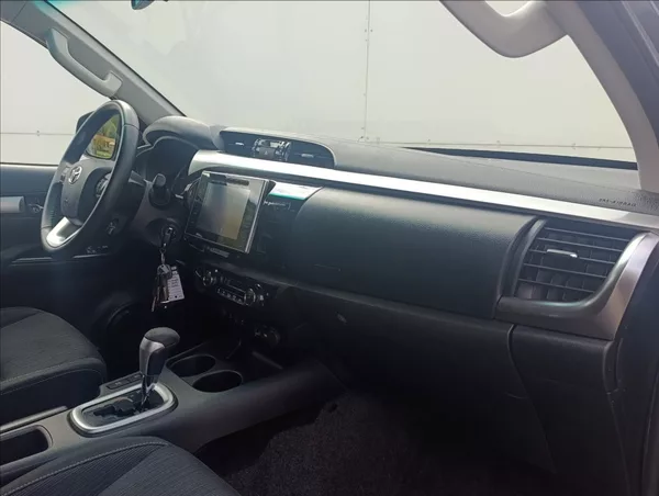 Toyota Hilux 2,4 D-4D Kamera Tažné 1maj. ČR - foto 38