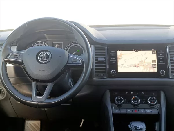 Škoda Kodiaq 2,0 TDi 4x4 DSG 7.míst Navi - foto 17