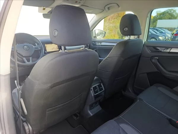 Škoda Kodiaq 2,0 TDi 4x4 DSG 7.míst Navi - foto 23