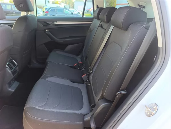 Škoda Kodiaq 2,0 TDi 4x4 DSG 7.míst Navi - foto 24