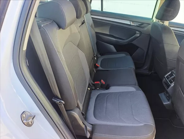 Škoda Kodiaq 2,0 TDi 4x4 DSG 7.míst Navi - foto 27