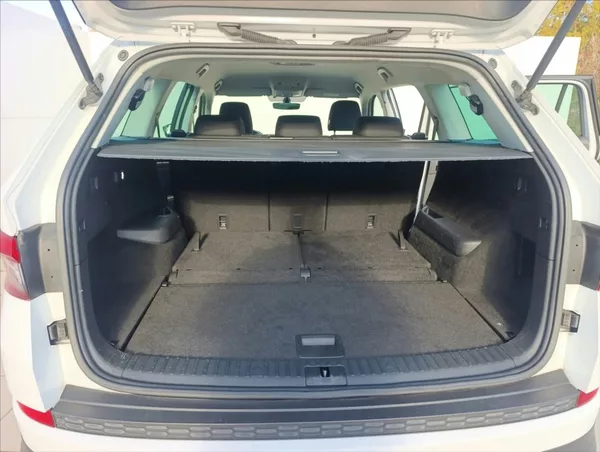 Škoda Kodiaq 2,0 TDi 4x4 DSG 7.míst Navi - foto 9