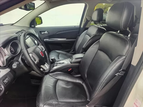 Fiat Freemont 2,0 MJT 4x4 7Míst AUTOMAT Navi - foto 16