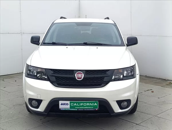 Fiat Freemont 2,0 MJT 4x4 7Míst AUTOMAT Navi - foto 3