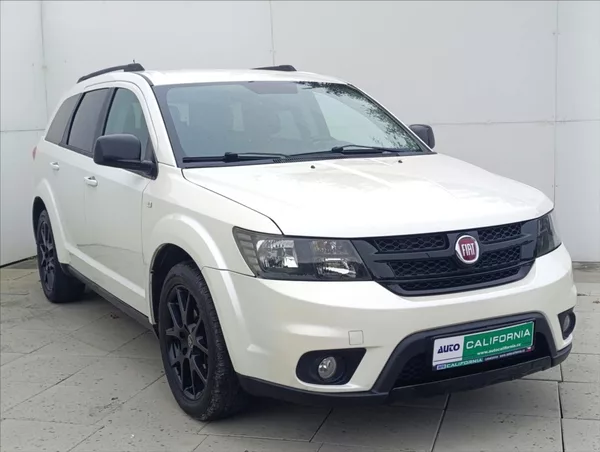 Fiat Freemont 2,0 MJT 4x4 7Míst AUTOMAT Navi - foto 4