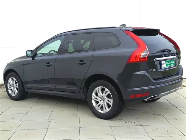 Volvo XC60 2,4 D4 Automat.4x4,Navi,Kůže, - foto 11