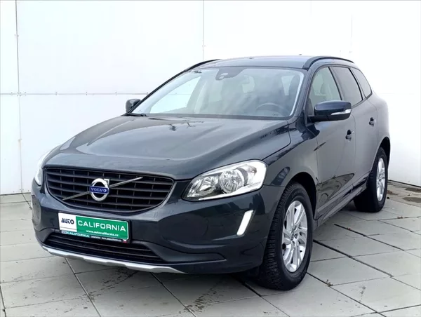 Volvo XC60 2,4 D4 Automat.4x4,Navi,Kůže, - foto 2