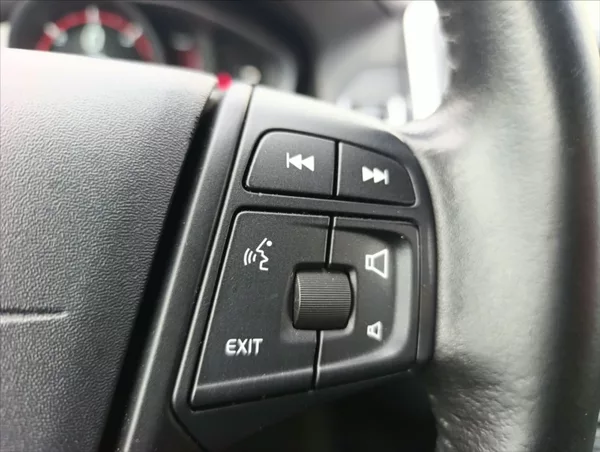Volvo XC60 2,4 D4 Automat.4x4,Navi,Kůže, - foto 29