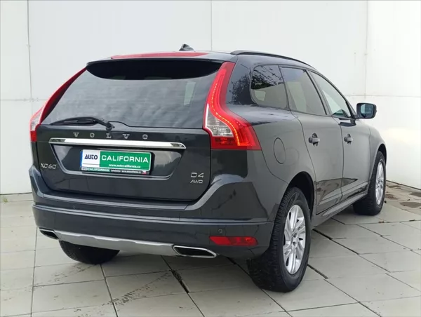 Volvo XC60 2,4 D4 Automat.4x4,Navi,Kůže, - foto 7