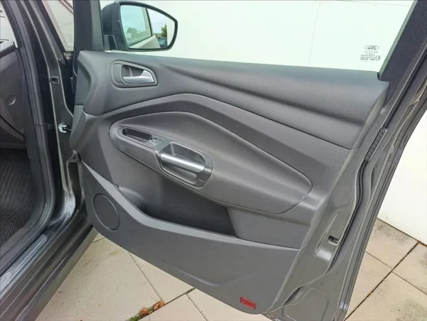 Ford C-MAX 1,5 TDCi Kamera Navi Tempomat - foto 25