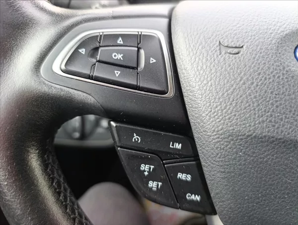 Ford C-MAX 1,5 TDCi Kamera Navi Tempomat - foto 28