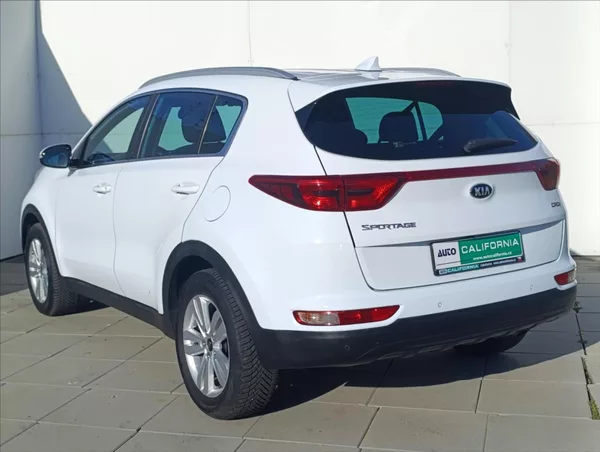 Kia Sportage 1,7 CRDi Navi Kamera Tempomat - foto 10