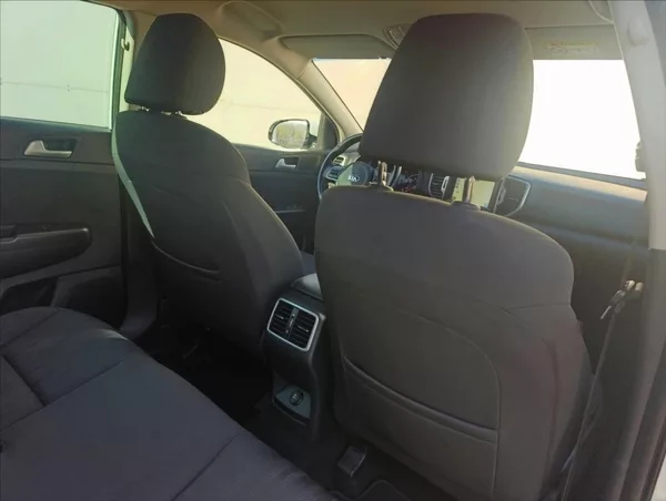 Kia Sportage 1,7 CRDi Navi Kamera Tempomat - foto 23