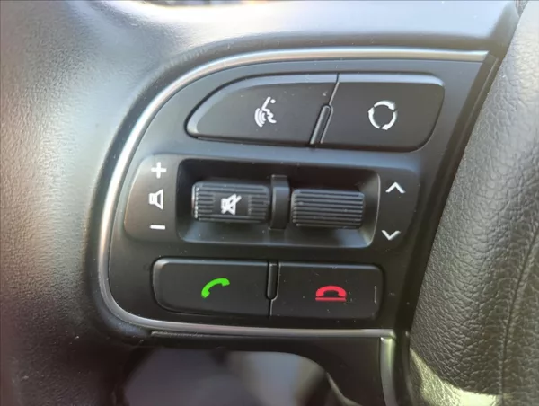 Kia Sportage 1,7 CRDi Navi Kamera Tempomat - foto 28