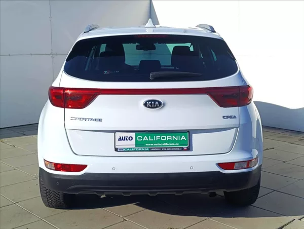 Kia Sportage 1,7 CRDi Navi Kamera Tempomat - foto 8