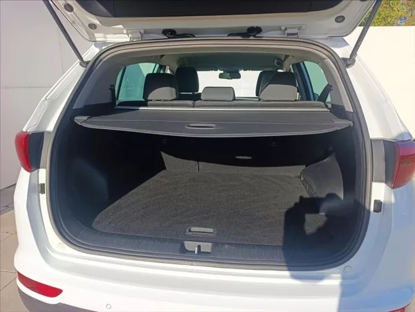 Kia Sportage 1,7 CRDi Navi Kamera Tempomat - foto 9