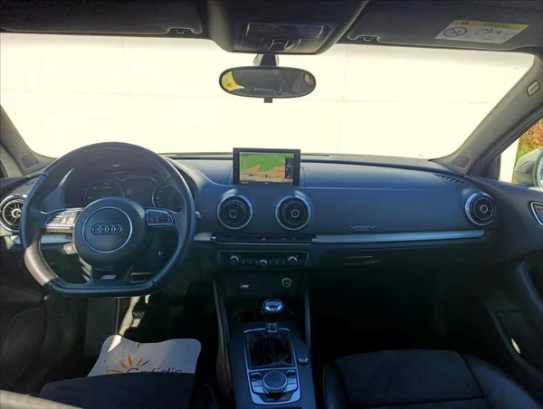Audi A3 2,0 TDi S-Line Navi,Bi-xenon - foto 15