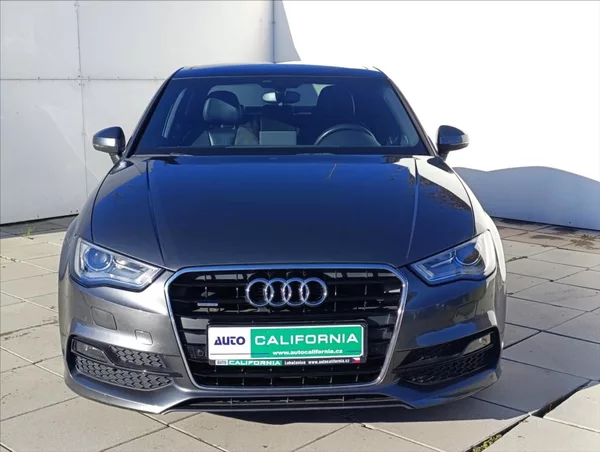 Audi A3 2,0 TDi S-Line Navi,Bi-xenon - foto 3