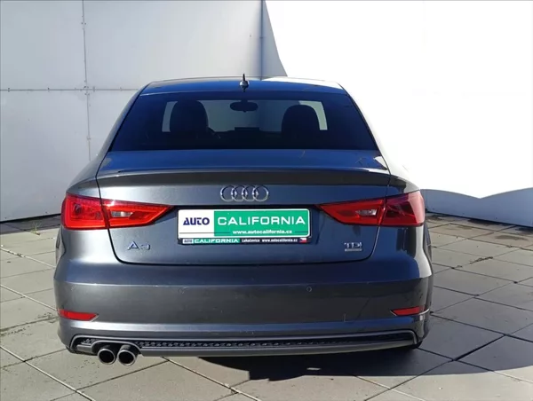 Audi A3 2,0 TDi S-Line Navi,Bi-xenon - foto 8