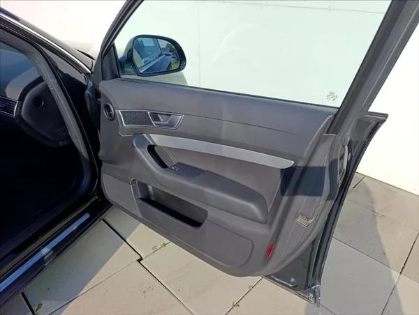 Audi A6 Avant 3,0 TDi aut.,Quattro Kůž - foto 26