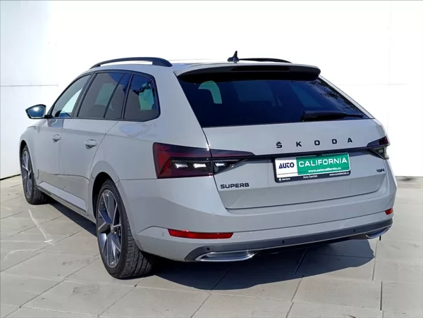 Škoda Superb 2,0 TDi DSG 4x4 Tažné 1maj.,ČR - foto 10