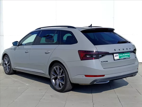 Škoda Superb 2,0 TDi DSG 4x4 Tažné 1maj.,ČR - foto 11