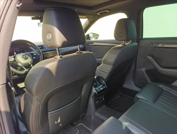 Škoda Superb 2,0 TDi DSG 4x4 Tažné 1maj.,ČR - foto 20