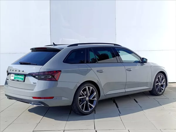 Škoda Superb 2,0 TDi DSG 4x4 Tažné 1maj.,ČR - foto 6
