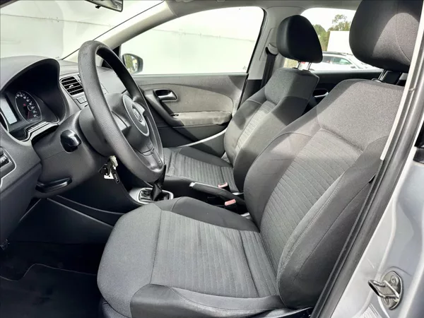 Volkswagen Polo 1,6 TDi Klimatizace serviska - foto 15