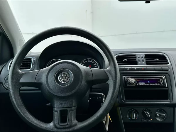 Volkswagen Polo 1,6 TDi Klimatizace serviska - foto 17